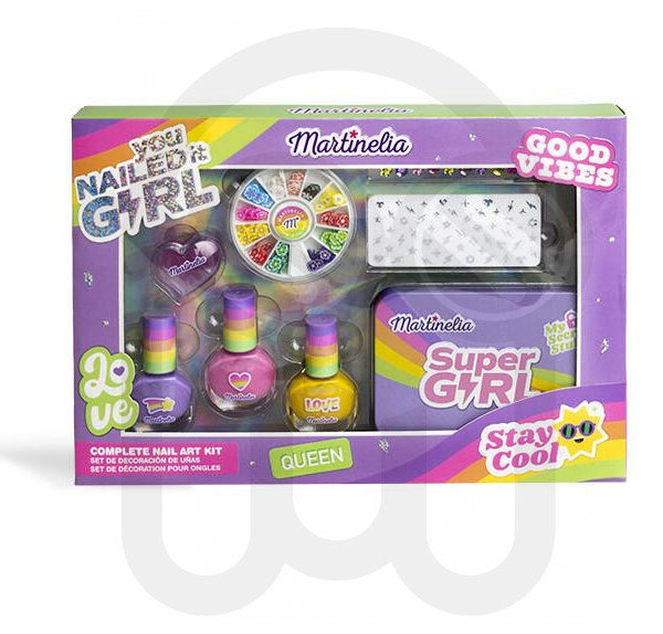MARTINELIA SUPER GIRL COMPLETE NAIL ART KIT